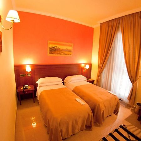 Hotel San Paolo มันดูเรีย ห้อง รูปภาพ