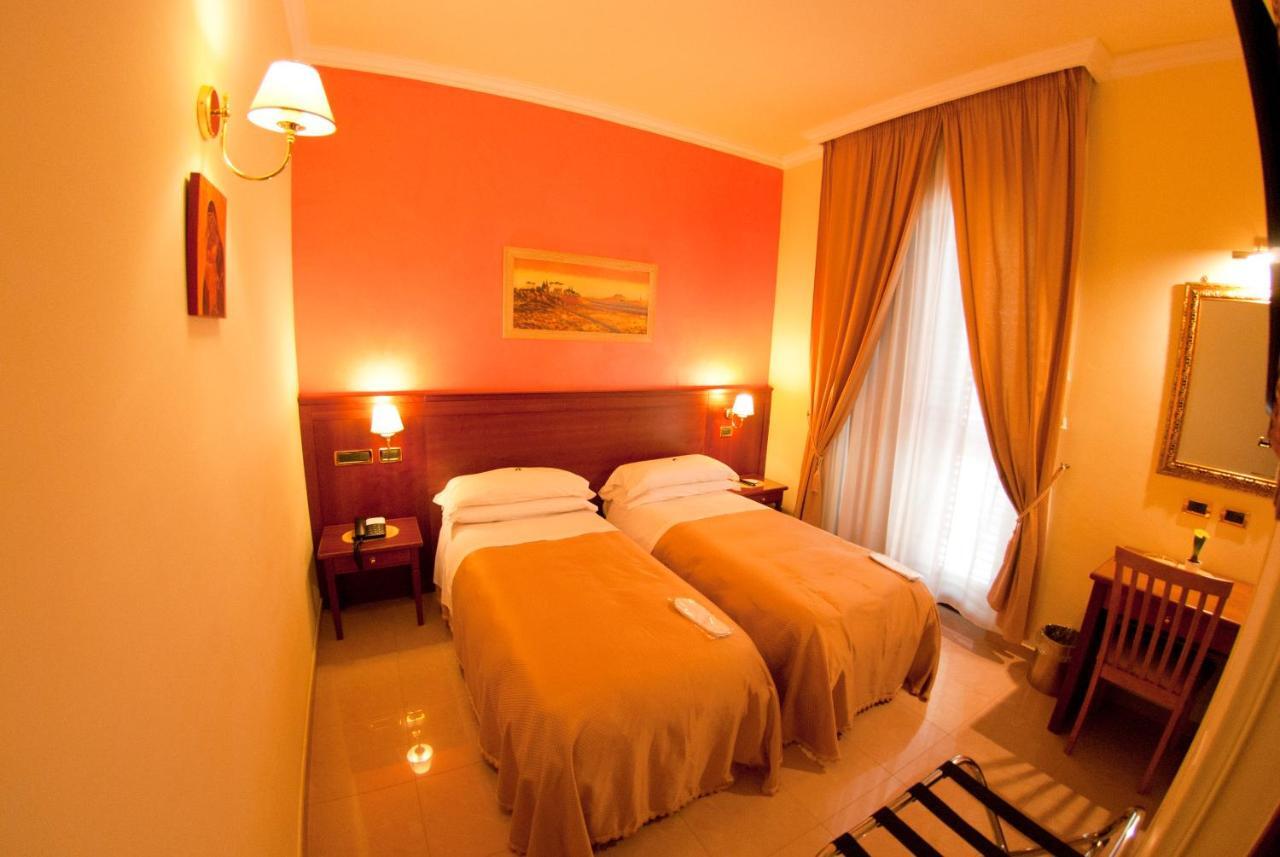 Hotel San Paolo มันดูเรีย ห้อง รูปภาพ