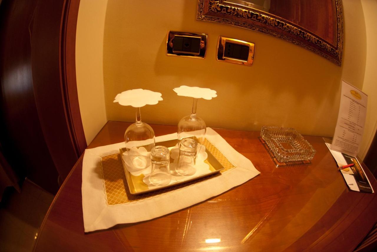 Hotel San Paolo มันดูเรีย ห้อง รูปภาพ
