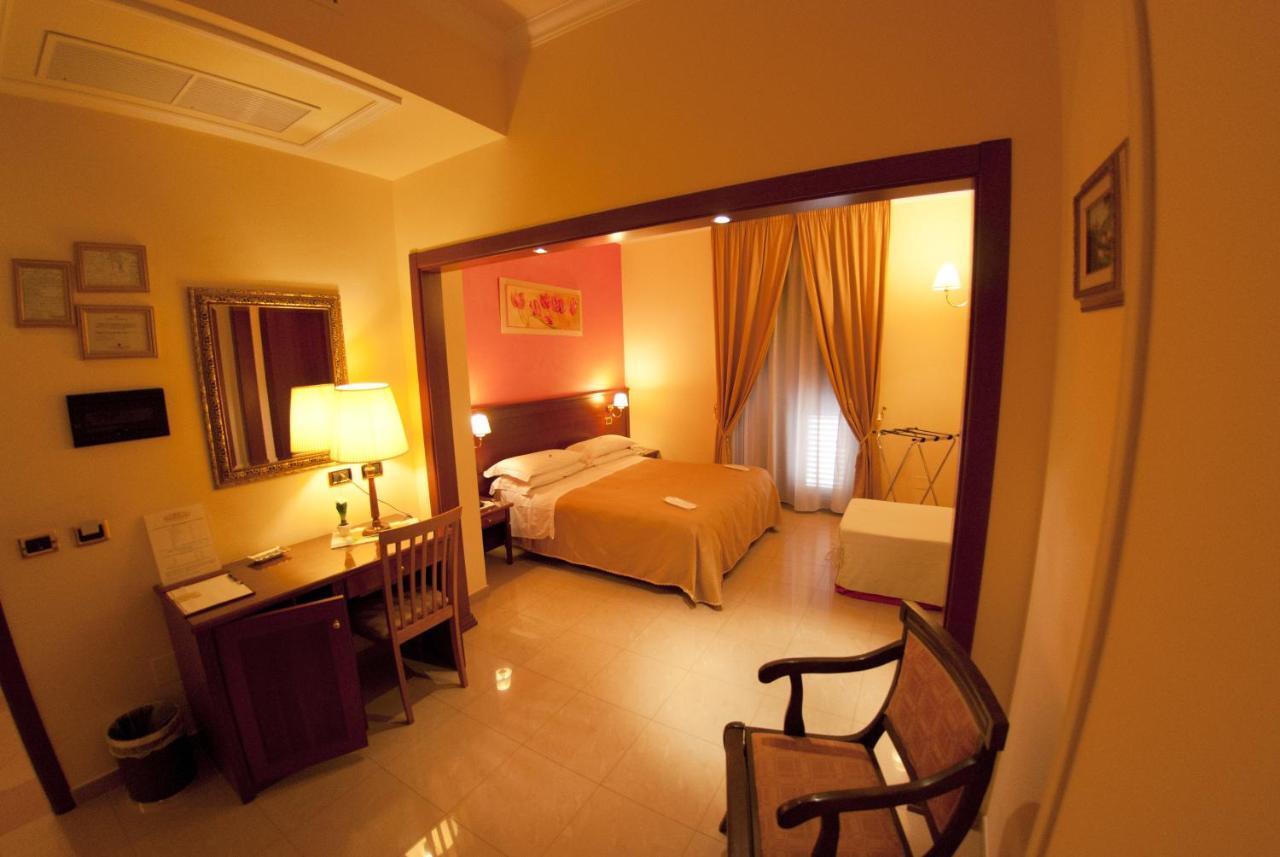 Hotel San Paolo มันดูเรีย ห้อง รูปภาพ