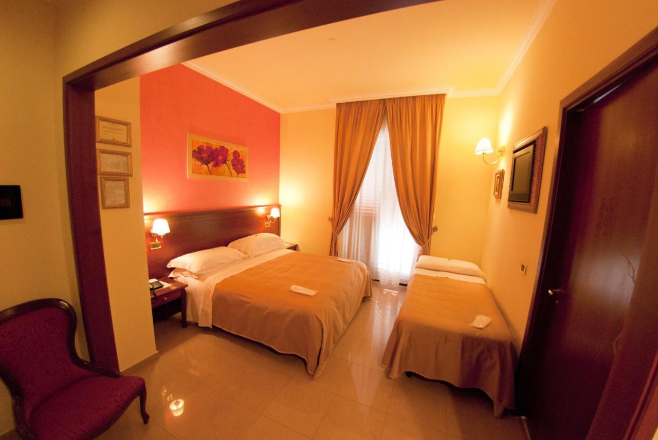 Hotel San Paolo มันดูเรีย ห้อง รูปภาพ